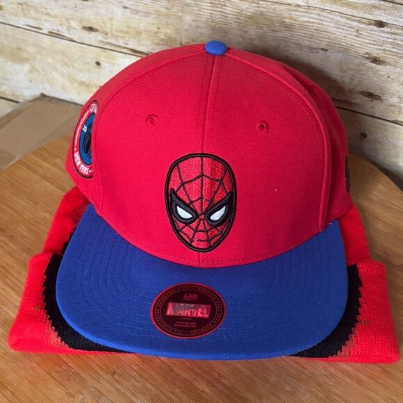 SPIDER MAN SNAPBACK AND BEANIE HAT BUNDLE EVERYDAY STREETWEAR SUPERHERO FUN - Picture 3 of 8